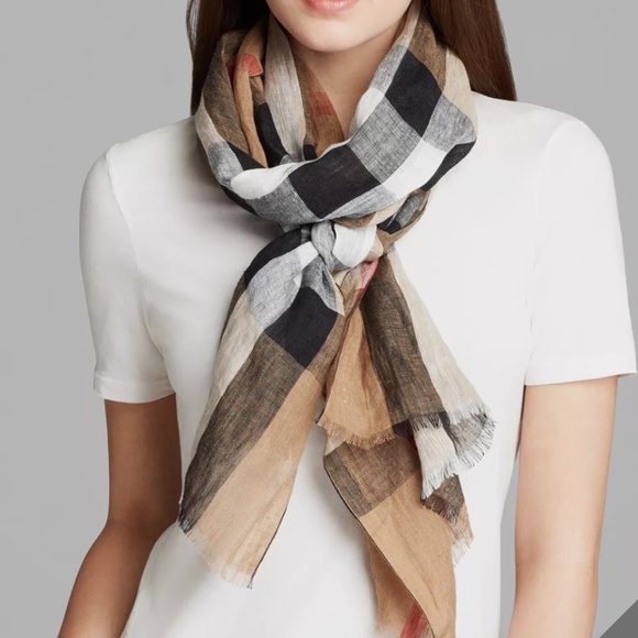 NWT BURBERRY Linen Rectangle Scarf Giant Exploded Check Pattern Unisex Nova - Picture 1 of 10